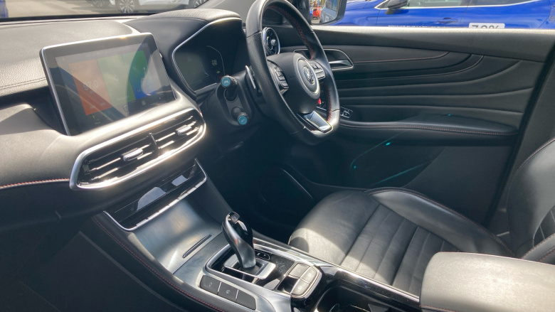 MG Hs 1.5 T-GDI Exclusive 5dr DCT Petrol Hatchback